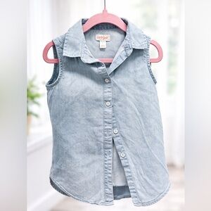 Cat & Jack Denim Blue Sleeveless Button Down Shirt